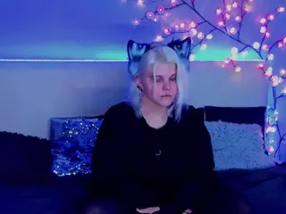 JoannLowe's Live Sex Cam Show