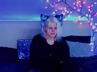 JoannLowe's Live Sex Cam Show
