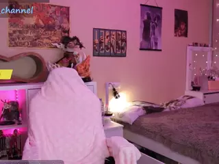 yourcutewaifu's Live Sex Cam Show