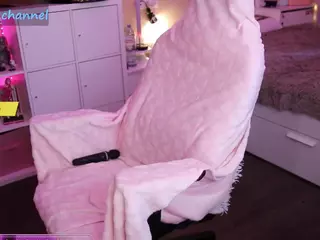 yourcutewaifu's Live Sex Cam Show