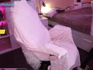 yourcutewaifu's Live Sex Cam Show