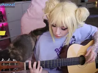 yourcutewaifu's Live Sex Cam Show