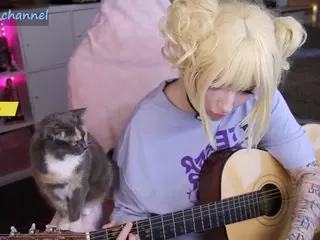 yourcutewaifu's Live Sex Cam Show