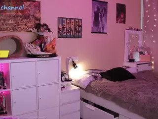 yourcutewaifu's Live Sex Cam Show