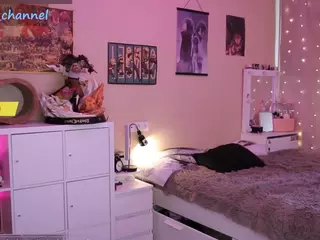 yourcutewaifu's Live Sex Cam Show