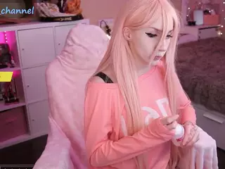 yourcutewaifu's Live Sex Cam Show