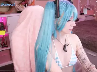 yourcutewaifu's Live Sex Cam Show