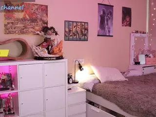 yourcutewaifu's Live Sex Cam Show