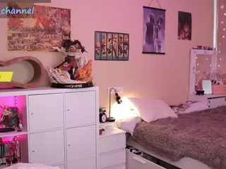 yourcutewaifu's Live Sex Cam Show