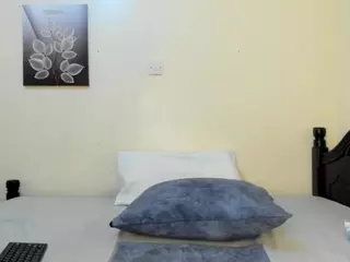 RiyaPolo's Live Sex Cam Show
