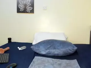 RiyaPolo's Live Sex Cam Show