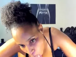 RiyaPolo's Live Sex Cam Show