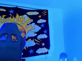 Arianaharakitty777's Live Sex Cam Show