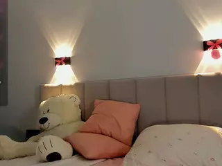 diana-nier's Live Sex Cam Show