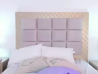 shadday01's Live Sex Cam Show