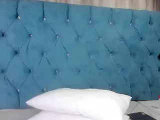 SeleneeEvanss's Live Sex Cam Show