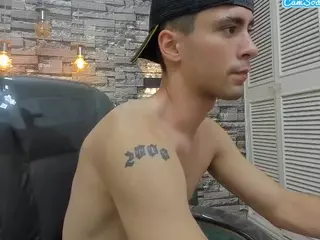 stud-foxx's Live Sex Cam Show