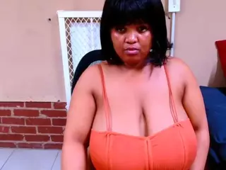 CurvyAfricanGoddess25's Live Sex Cam Show
