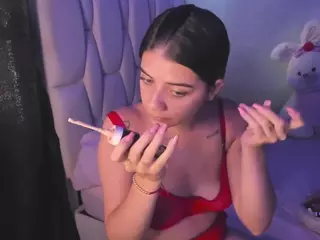 KittyKlum's Live Sex Cam Show