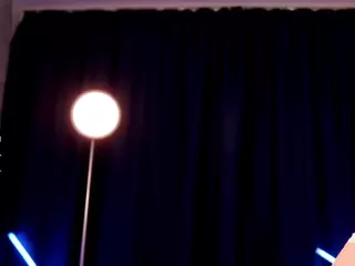 Lusty-Freya's Live Sex Cam Show