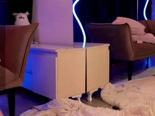Lusty-Freya's Live Sex Cam Show