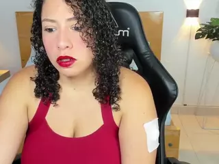 aixa-15's Live Sex Cam Show