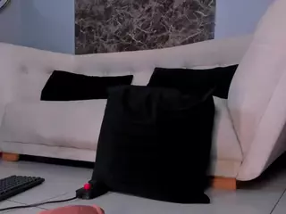 DolcieElliot's Live Sex Cam Show