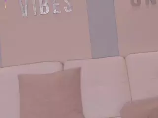 DolcieElliot's Live Sex Cam Show