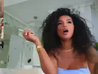 KimiBrowny's Live Sex Cam Show