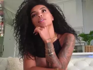 KimiBrowny's Live Sex Cam Show