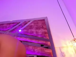 SofiRey's Live Sex Cam Show