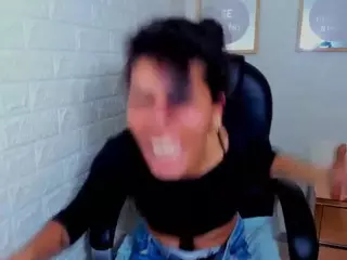 Im-Crazzy's Live Sex Cam Show