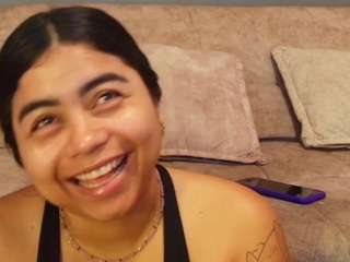 Live cam show with Jade Brunnette