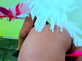 LaurenRodriguez's Live Sex Cam Show