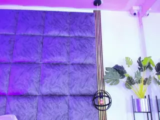 LaurenRodriguez's Live Sex Cam Show