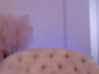 Mia-Rousse11's Live Sex Cam Show