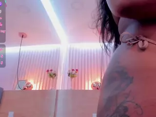 miia-schwarz's Live Sex Cam Show