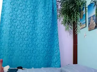 adelastargirl44's Live Sex Cam Show