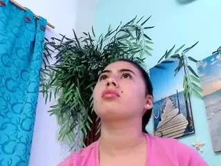 adelastargirl44's Live Sex Cam Show