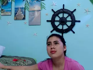 adelastargirl44's Live Sex Cam Show
