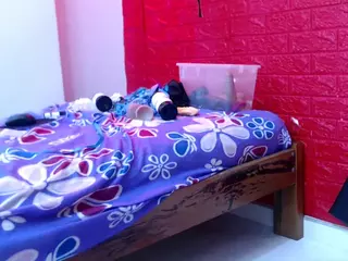 brendagirlbad20's Live Sex Cam Show