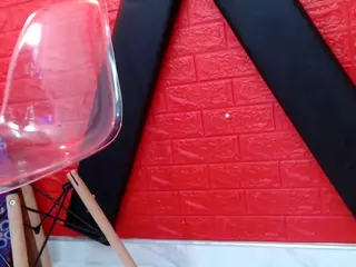 brendagirlbad20's Live Sex Cam Show