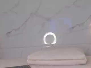 Charlotte-Colee's Live Sex Cam Show