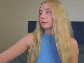 Chloe-lov's Live Sex Cam Show
