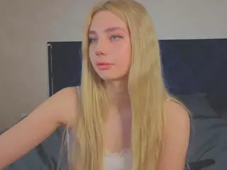 Chloe-lov's Live Sex Cam Show