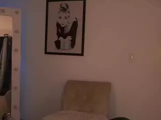 Lady Di's Live Sex Cam Show