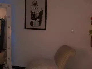 Lady Di's Live Sex Cam Show