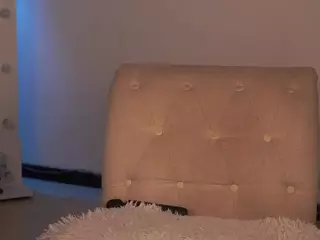 Lady Di's Live Sex Cam Show