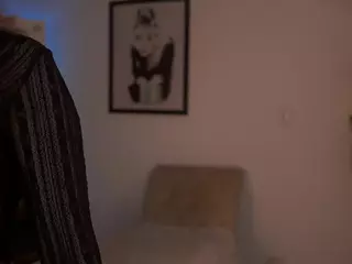Lady Di's Live Sex Cam Show