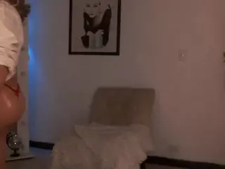 Lady Di's Live Sex Cam Show